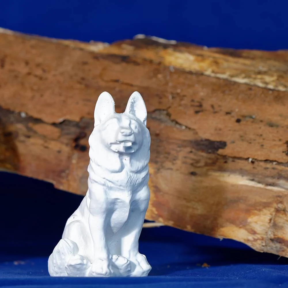 Schäferhund aus Gips